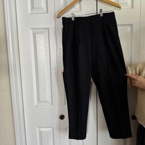 Aritzia Babaton Cropped Pants Size 4